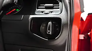 Used 2015 Volkswagen Golf Bluemotion Tech Gtd Red - Interior and Exterior details 14