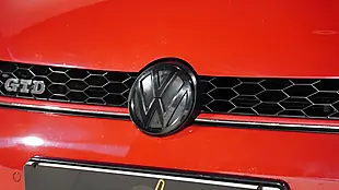 Used 2015 Volkswagen Golf Bluemotion Tech Gtd Red - Interior and Exterior details 19