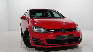 Used 2015 Volkswagen Golf Bluemotion Tech Gtd Red - Interior and Exterior details 20