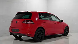 Used 2015 Volkswagen Golf Bluemotion Tech Gtd Red - Interior and Exterior details 6