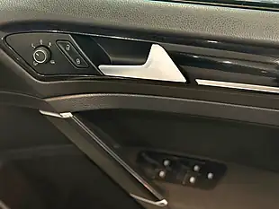 Used 2015 Volkswagen Golf Bluemotion Tech Gtd White - Interior and Exterior details 13