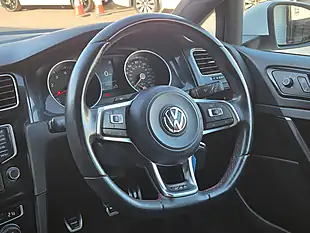 Used 2015 Volkswagen Golf Bluemotion Tech GTI White - Interior and Exterior details 9