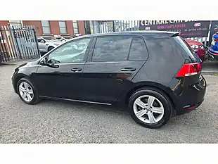 Used 2015 Volkswagen Golf Bluemotion Tech Match Black - Interior and Exterior details 11