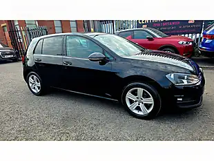 Used 2015 Volkswagen Golf Bluemotion Tech Match Black - Interior and Exterior details 2