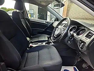 Used 2015 Volkswagen Golf Bluemotion Tech Match Black - Interior and Exterior details 10
