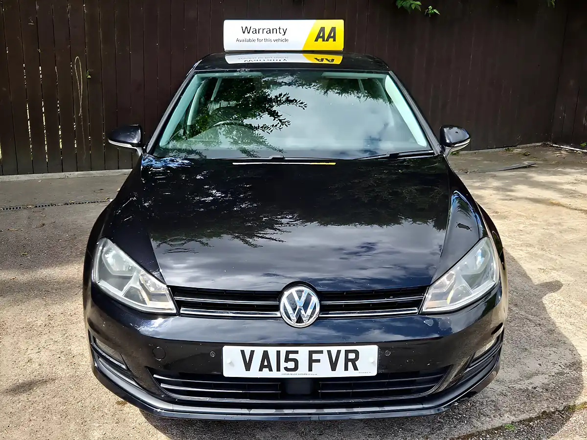 Used 2015 Volkswagen Golf Bluemotion Tech Match Black - Interior and Exterior details 2