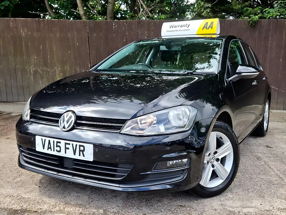 Used 2015 Volkswagen Golf Bluemotion Tech Match Black - Interior and Exterior details 3
