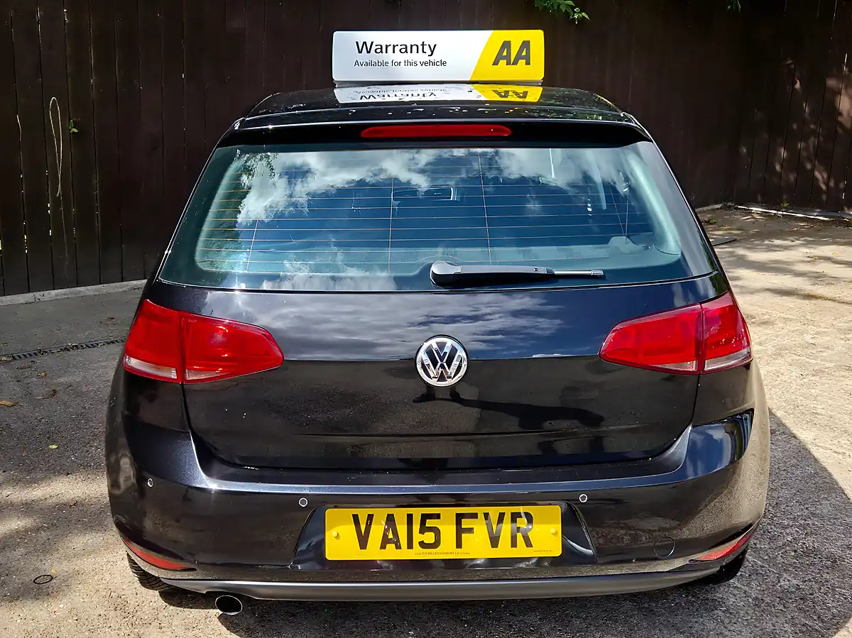 Used 2015 Volkswagen Golf Bluemotion Tech Match Black - Interior and Exterior details 6