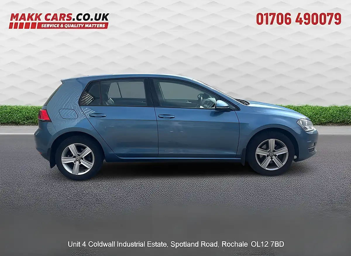 Used 2015 Volkswagen Golf Bluemotion Tech Match Blue - Interior and Exterior details 2