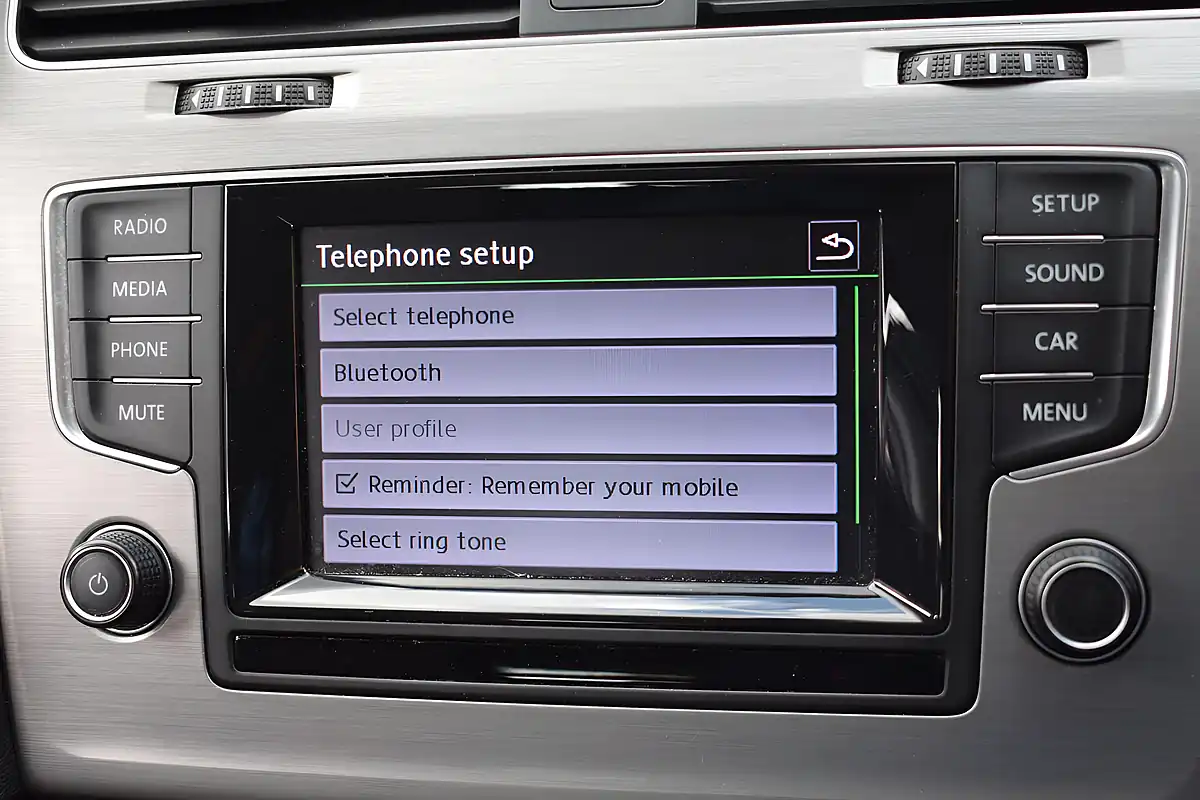 Used 2015 Volkswagen Golf Bluemotion Tech Match Blue - Interior and Exterior details 15