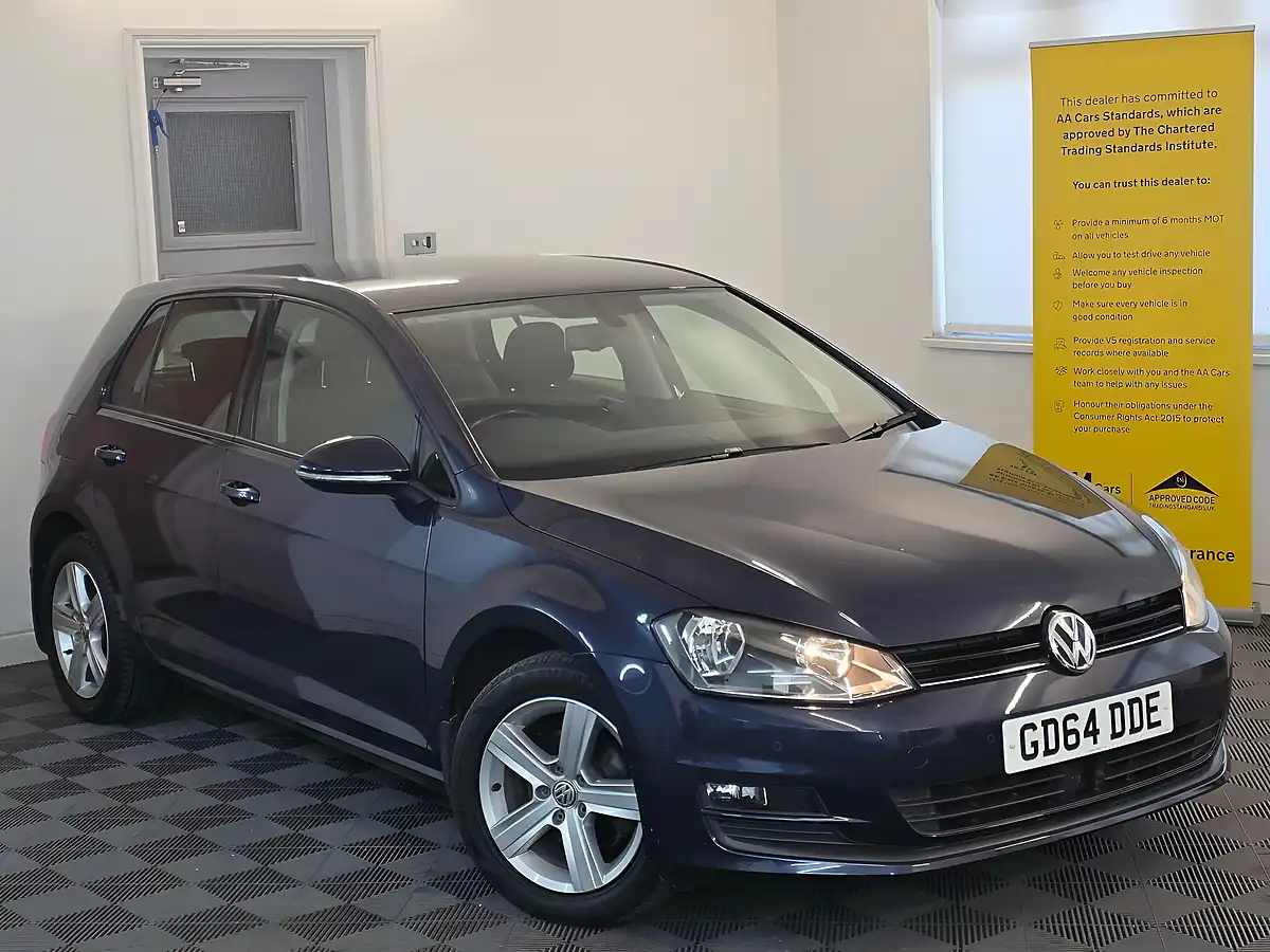 Used 2015 Volkswagen Golf Bluemotion Tech Match Blue - Interior and Exterior details 3