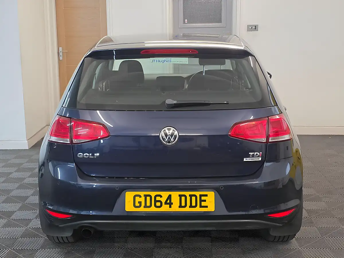 Used 2015 Volkswagen Golf Bluemotion Tech Match Blue - Interior and Exterior details 5