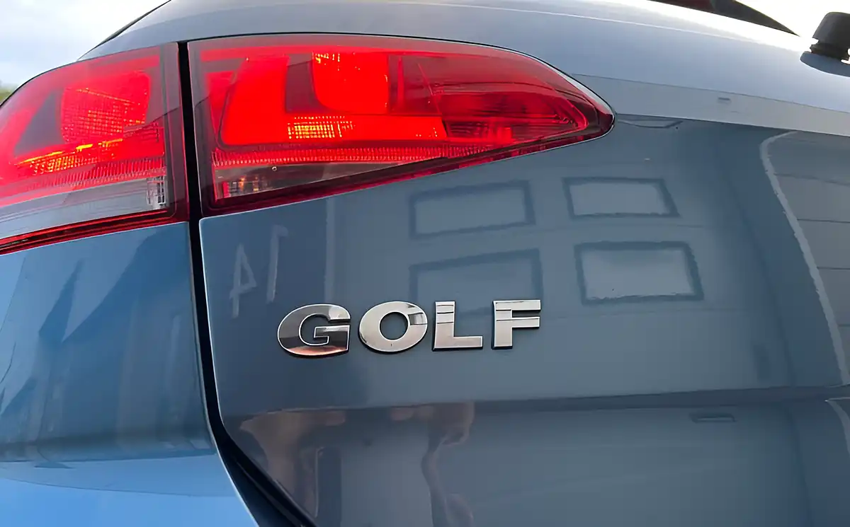 Used 2015 Volkswagen Golf Bluemotion Tech Match Blue - Interior and Exterior details 5