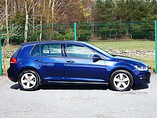 Used 2015 Volkswagen Golf Bluemotion Tech Match Night Blue Metallic - Interior and Exterior details 5