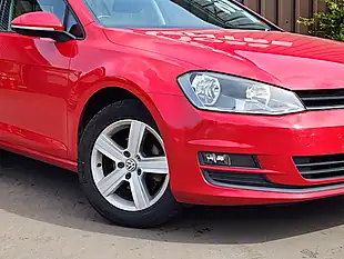 Used 2015 Volkswagen Golf Bluemotion Tech Match Red - Interior and Exterior details 2