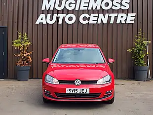 Used 2015 Volkswagen Golf Bluemotion Tech Match Red - Interior and Exterior details 3