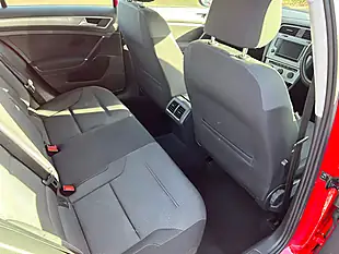 Used 2015 Volkswagen Golf Bluemotion Tech Match Red - Interior and Exterior details 11