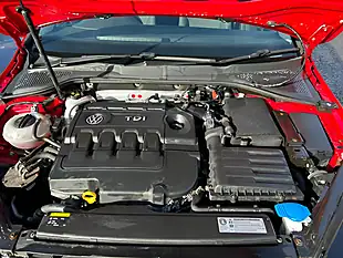 Used 2015 Volkswagen Golf Bluemotion Tech Match Red - Interior and Exterior details 14