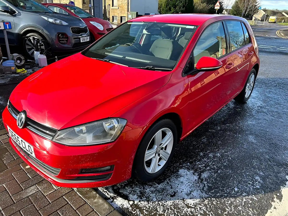 Used 2015 Volkswagen Golf Bluemotion Tech Match Red - Interior and Exterior details 2
