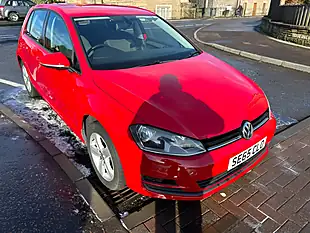 Used 2015 Volkswagen Golf Bluemotion Tech Match Red - Interior and Exterior details 4