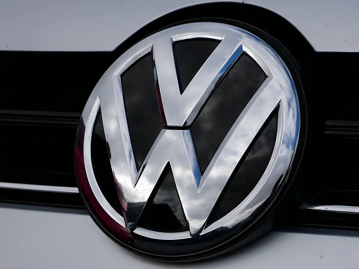 Used 2015 Volkswagen Golf Bluemotion Tech Match Silver - Interior and Exterior details 20