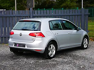 Used 2015 Volkswagen Golf Bluemotion Tech Match Silver - Interior and Exterior details 9