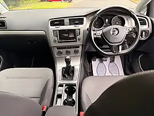 Used 2015 Volkswagen Golf Bluemotion Tech Match White - Interior and Exterior details 11