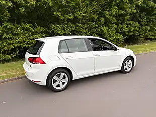 Used 2015 Volkswagen Golf Bluemotion Tech Match White - Interior and Exterior details 8
