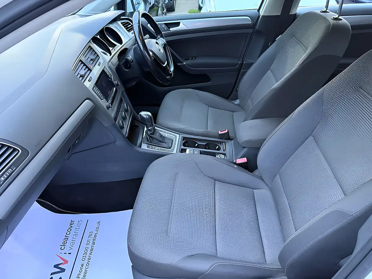 Used 2015 Volkswagen Golf Bluemotion Tech Match White - Interior and Exterior details 12