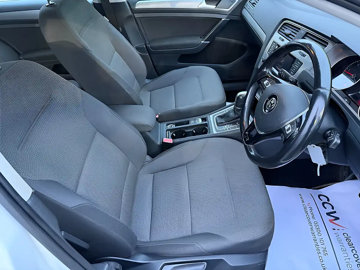 Used 2015 Volkswagen Golf Bluemotion Tech Match White - Interior and Exterior details 13