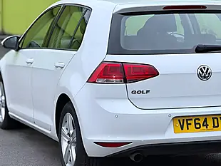 Used 2015 Volkswagen Golf Bluemotion Tech Match White - Interior and Exterior details 9