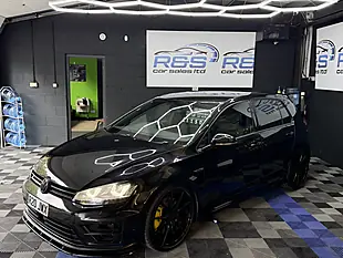 Used 2015 Volkswagen Golf Bluemotion Tech R Black - Interior and Exterior details 10