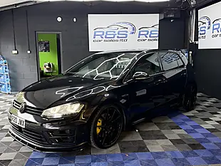 Used 2015 Volkswagen Golf Bluemotion Tech R Black - Interior and Exterior details 11