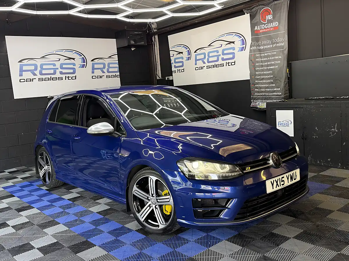 Used 2015 Volkswagen Golf Bluemotion Tech R Blue - Front View
