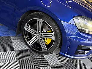 Used 2015 Volkswagen Golf Bluemotion Tech R Blue - Interior and Exterior details 12
