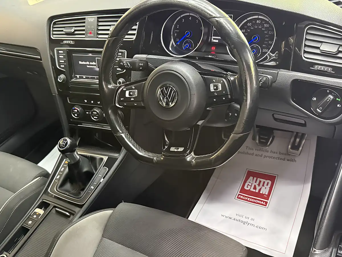 Used 2015 Volkswagen Golf Bluemotion Tech R Blue - Interior and Exterior details 14