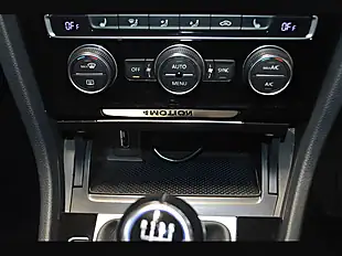 Used 2015 Volkswagen Golf Bluemotion Tech R Lapis Blue - Interior and Exterior details 15