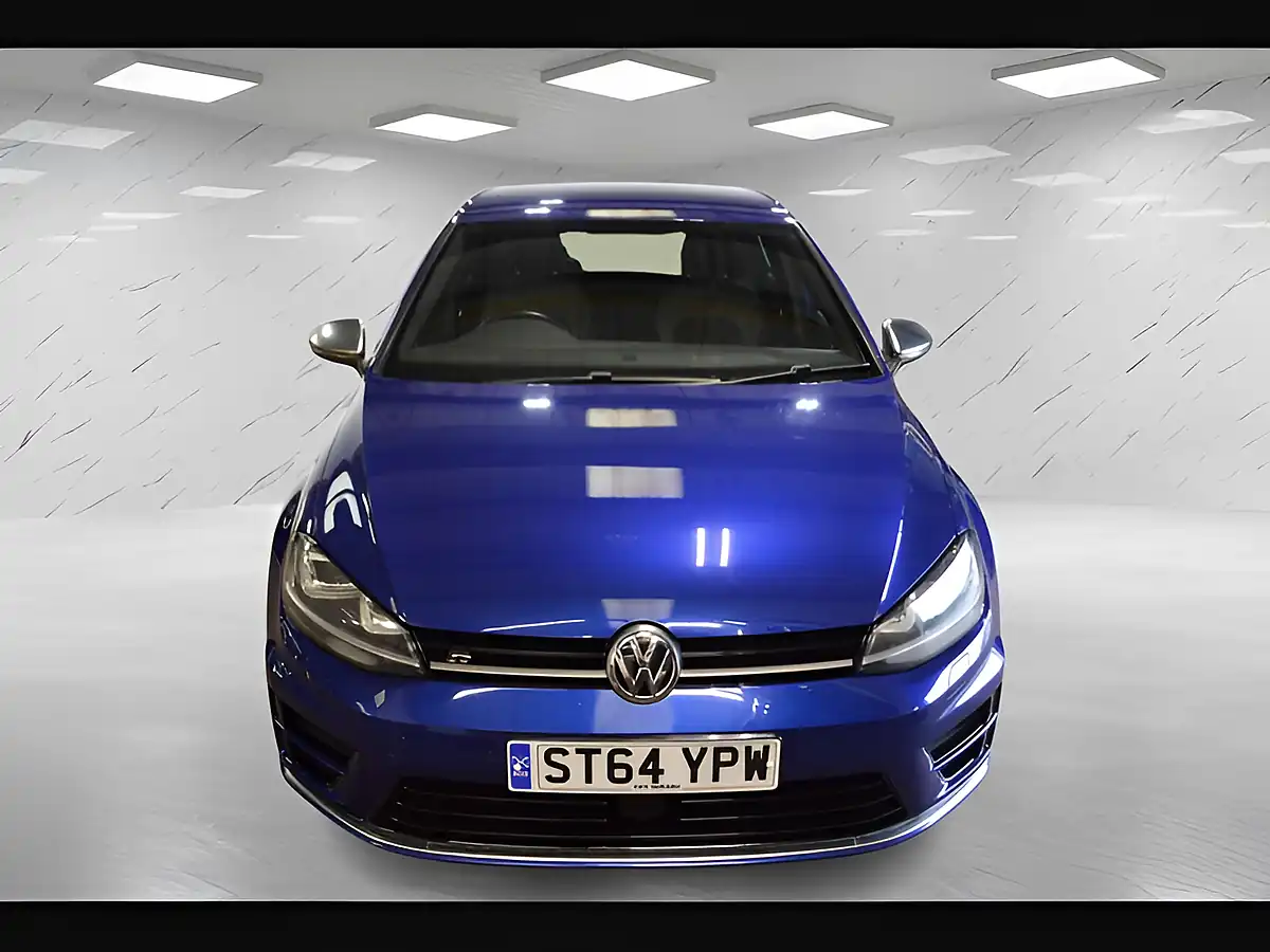 Used 2015 Volkswagen Golf Bluemotion Tech R Lapis Blue - Interior and Exterior details 2