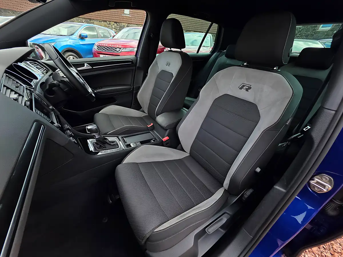 Used 2015 Volkswagen Golf Bluemotion Tech R Lapiz Blue Metallic - Interior and Exterior details 10