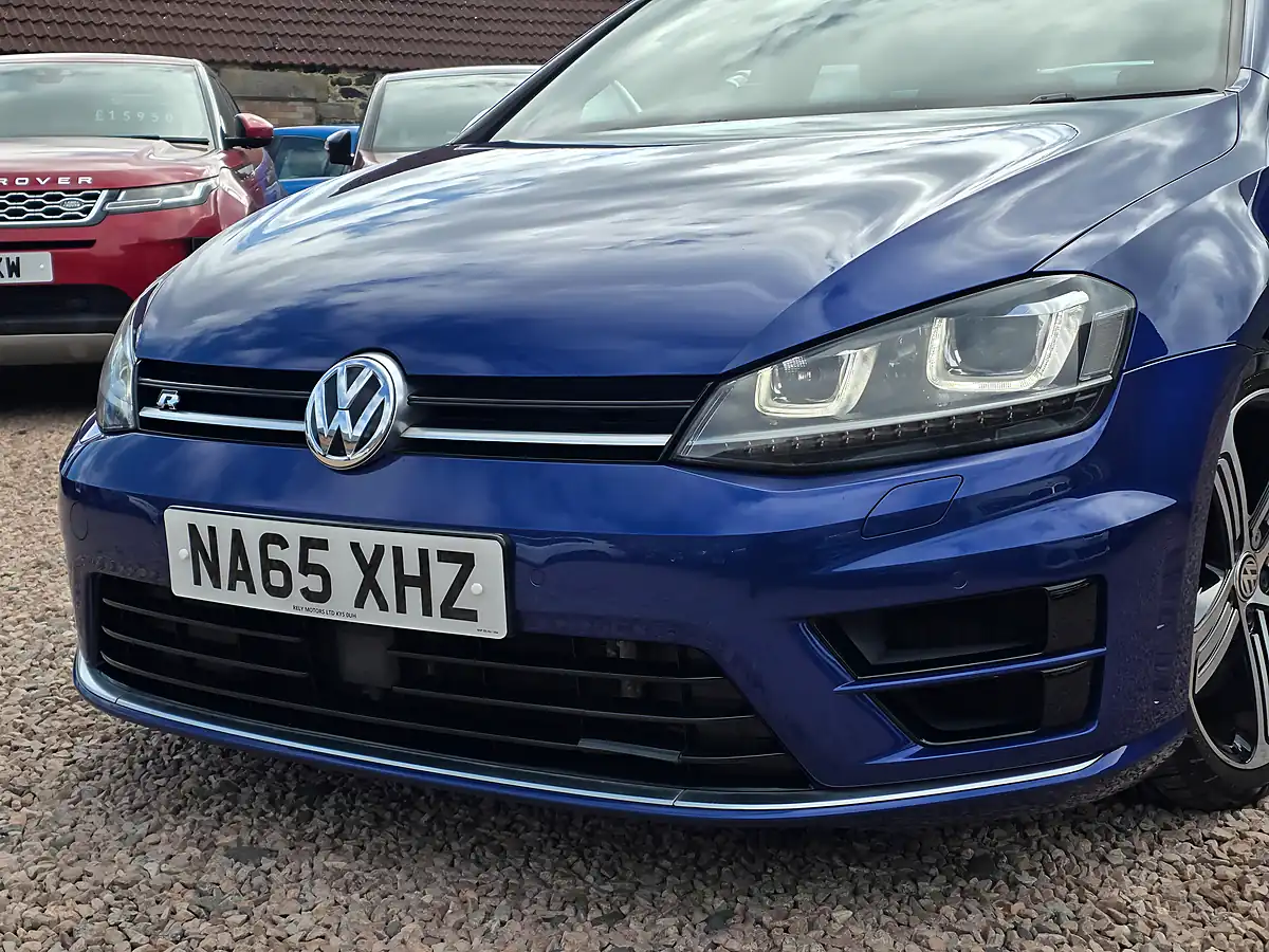 Used 2015 Volkswagen Golf Bluemotion Tech R Lapiz Blue Metallic - Interior and Exterior details 6