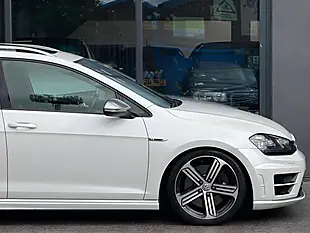 Used 2015 Volkswagen Golf Bluemotion Tech R White - Interior and Exterior details 9