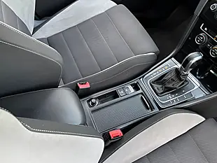 Used 2015 Volkswagen Golf Bluemotion Tech R White - Interior and Exterior details 16