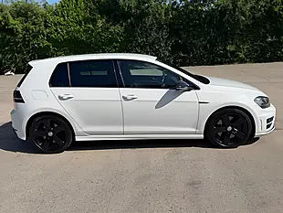 Used 2015 Volkswagen Golf Bluemotion Tech R White - Interior and Exterior details 5
