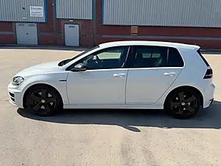Used 2015 Volkswagen Golf Bluemotion Tech R White - Interior and Exterior details 6