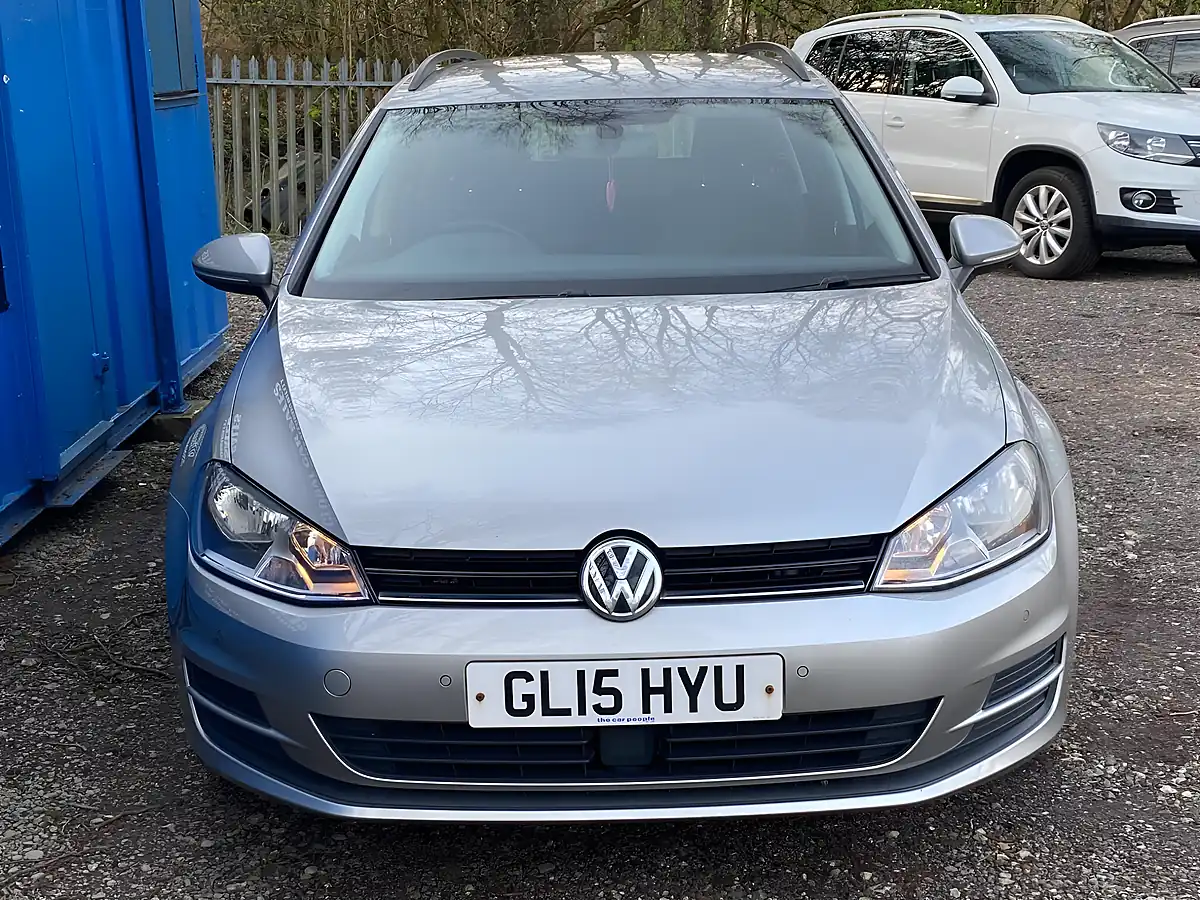 Used 2015 Volkswagen Golf Bluemotion Tech Se Silver - Interior and Exterior details 5