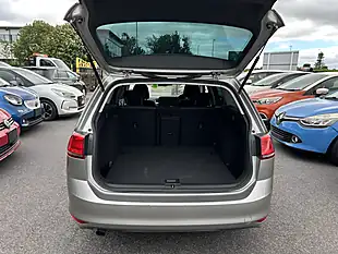 Used 2015 Volkswagen Golf Estate Grey - Interior and Exterior details 12