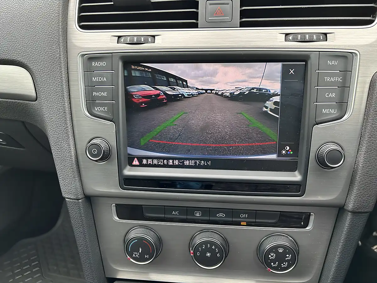 Used 2015 Volkswagen Golf Estate Grey - Interior and Exterior details 20