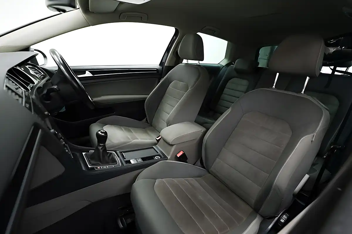 Used 2015 Volkswagen Golf GT Blue - Interior and Exterior details 18
