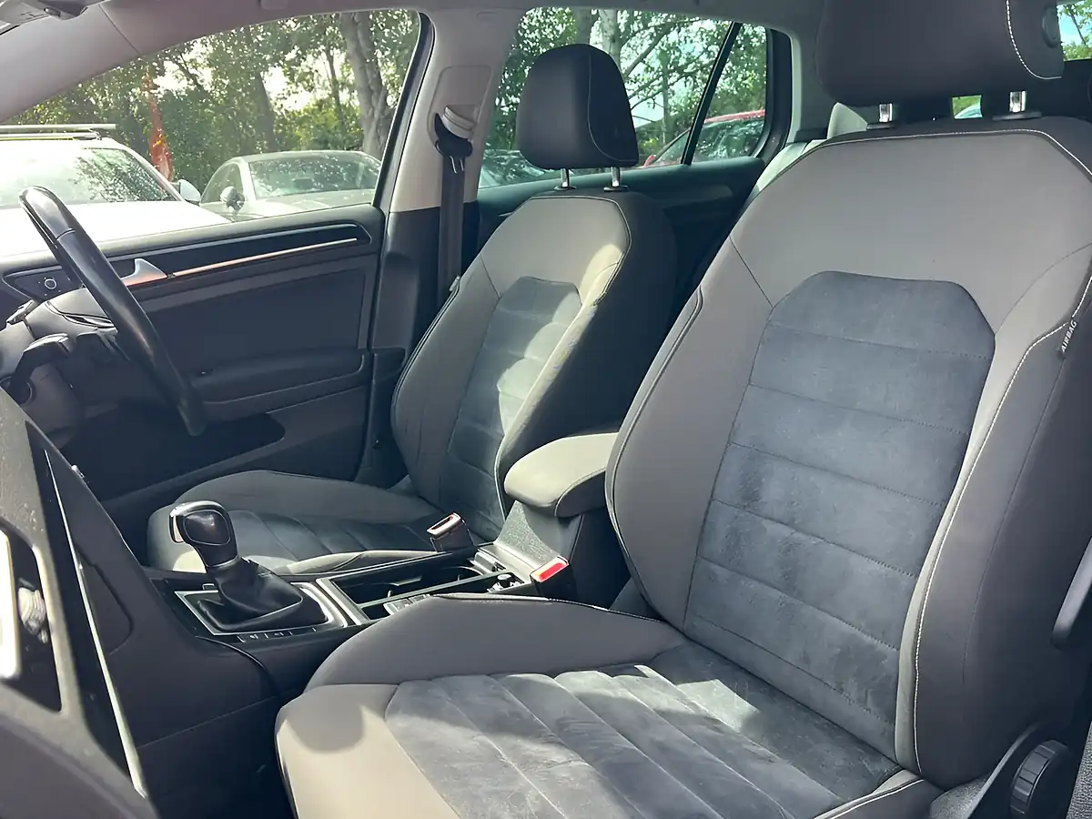 Used 2015 Volkswagen Golf GT Bluemotion Tech Grey - Interior and Exterior details 12
