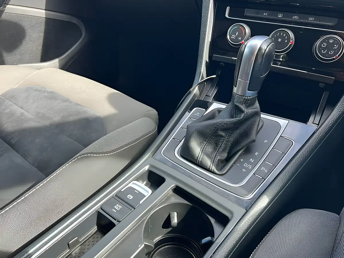 Used 2015 Volkswagen Golf GT Bluemotion Tech Grey - Interior and Exterior details 18